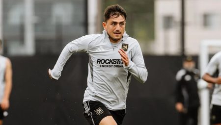 Cengiz Ünder’den Fenerbahçe’ye berbat haber